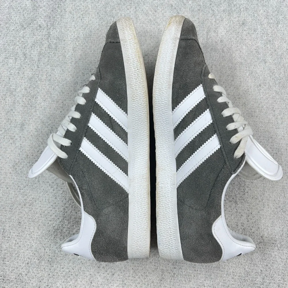 Adidas Gazelle Men Size 7.5 Grey Casual Athletic Sneakers Shoes Walking BB5480